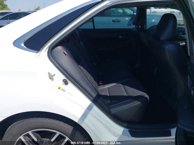 2016 TOYOTA CAMRY XLE/SE/LE/XSE VIN: 4T1BF1FKXGU608015