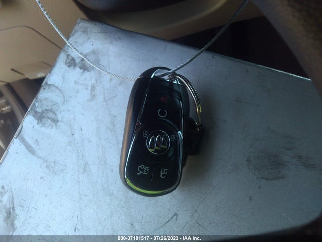 1G4ZN5SS2HU151877 Buick Lacrosse Preferred