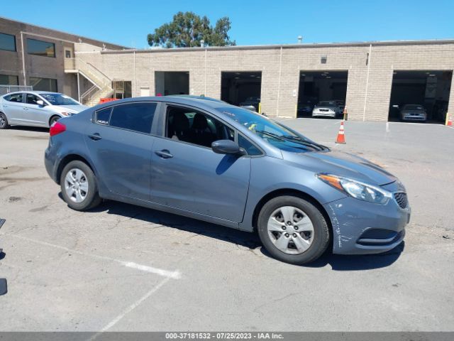 KNAFK4A68G5565007 KIA FORTE LX