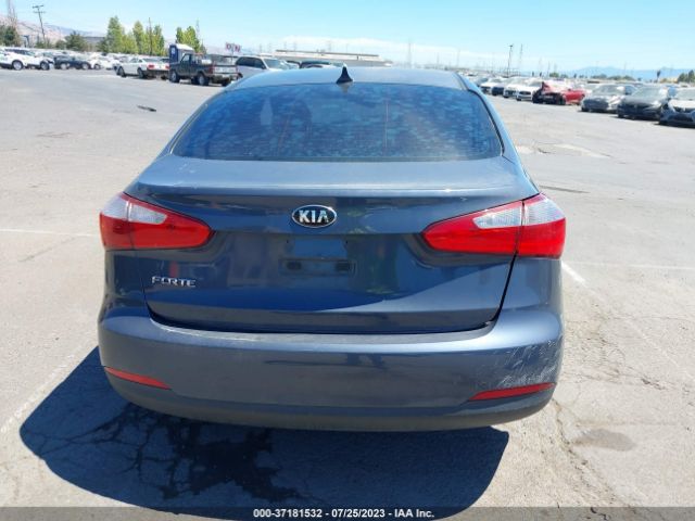 KNAFK4A68G5565007 KIA FORTE LX
