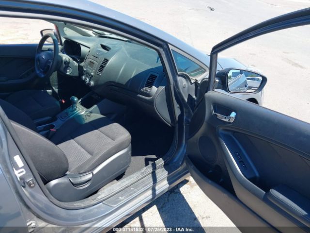 KNAFK4A68G5565007 KIA FORTE LX