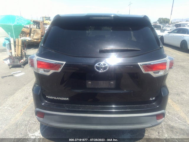 2015 TOYOTA HIGHLANDER LE VIN: 5TDZARFH8FS016197