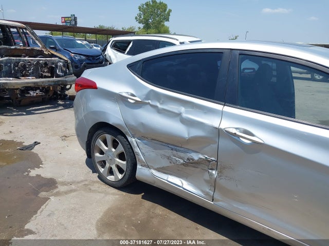 2013 HYUNDAI ELANTRA LIMITED VIN: KMHDH4AE9DU661645