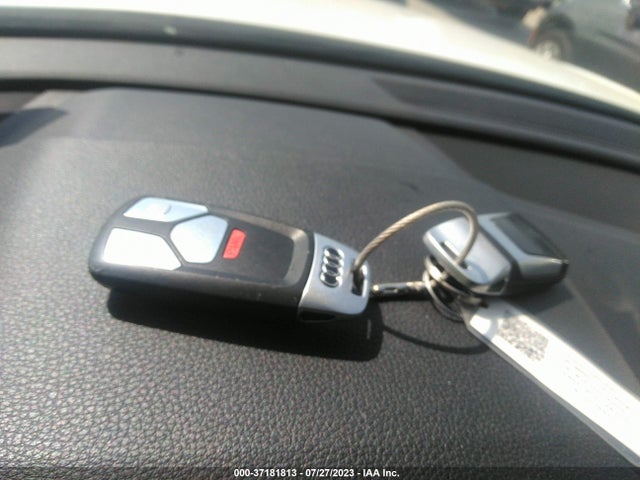 WA1BAAFY8M2020414 Audi Q5 Premium Plus