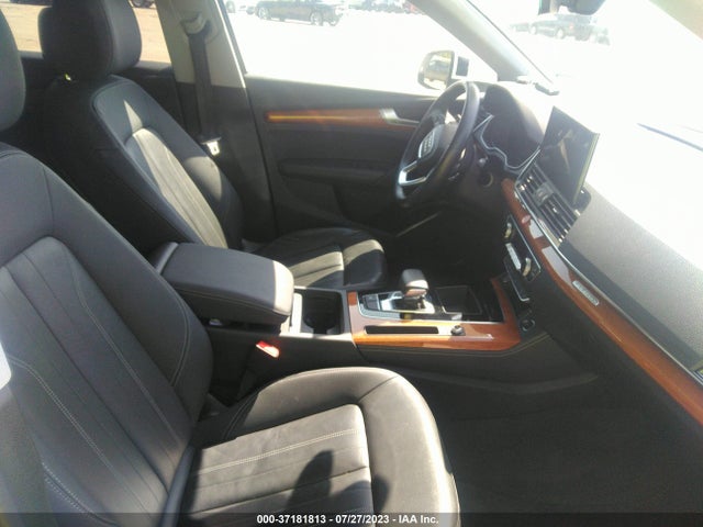 WA1BAAFY8M2020414 Audi Q5 Premium Plus