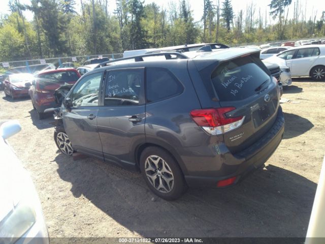 JF2SKAEC8NH465700 Subaru Forester Premium