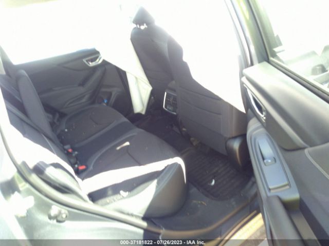 JF2SKAEC8NH465700 Subaru Forester Premium