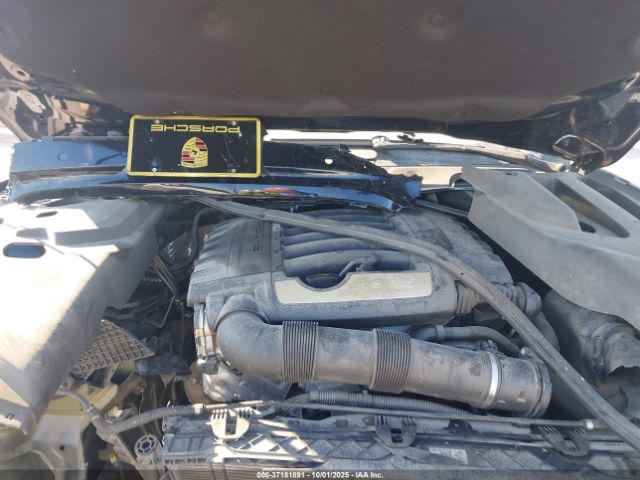 2017 PORSCHE CAYENNE WP1AA2A29HKA87487 Photo 9