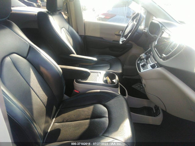 2C4RC1BG8MR588515 Chrysler Pacifica Touring L