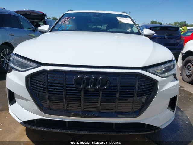 2022 Audi e-tron, VIN: WA1AAAGEXNB043257