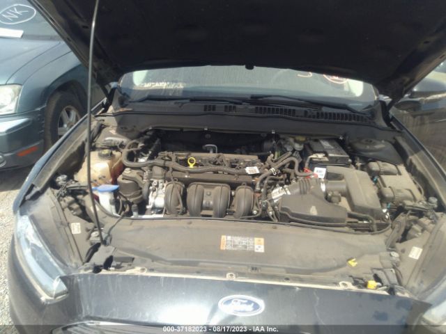 3FA6P0H71FR303889 Ford FUSION SE