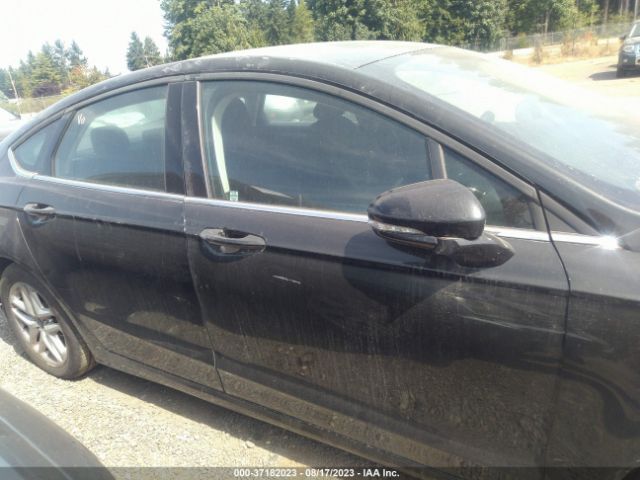 3FA6P0H71FR303889 Ford FUSION SE