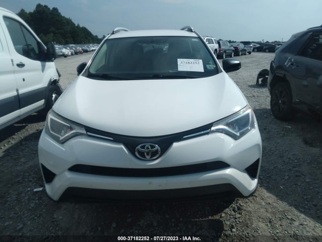 Toyota RAV4 LE 2016 JTMZFREV3GJ065587 Image 12
