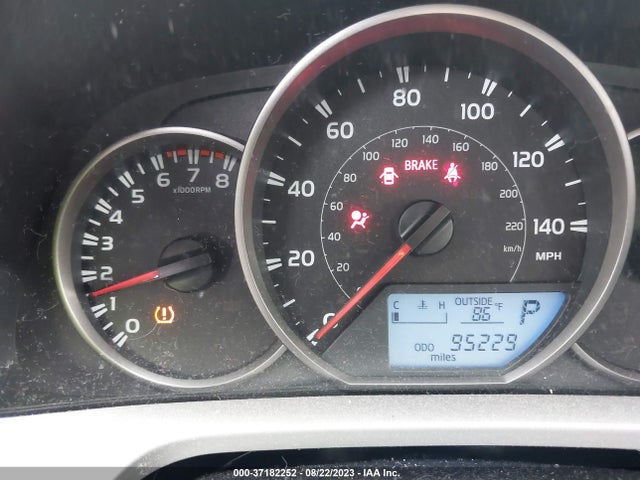 Toyota RAV4 LE 2016 JTMZFREV3GJ065587 Image 7