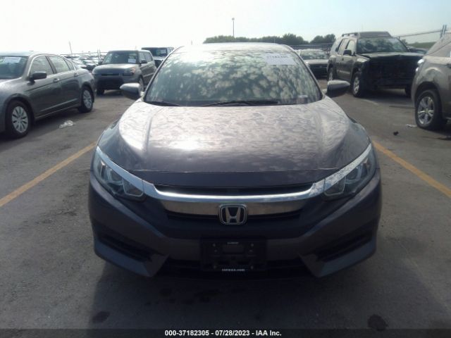 19XFC2F50JE013467 Honda Civic Sedan Lx