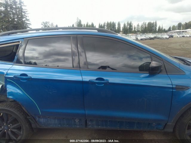 1FMCU9G94HUE95345 Ford ESCAPE SE