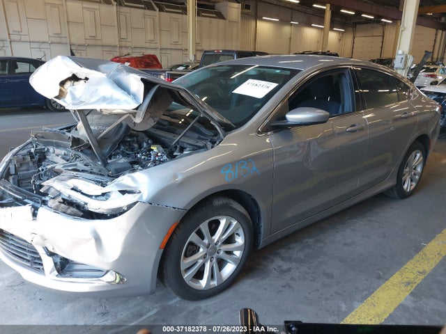 Chrysler 200 Limited 2015 1C3CCCAB7FN562726 Image 2