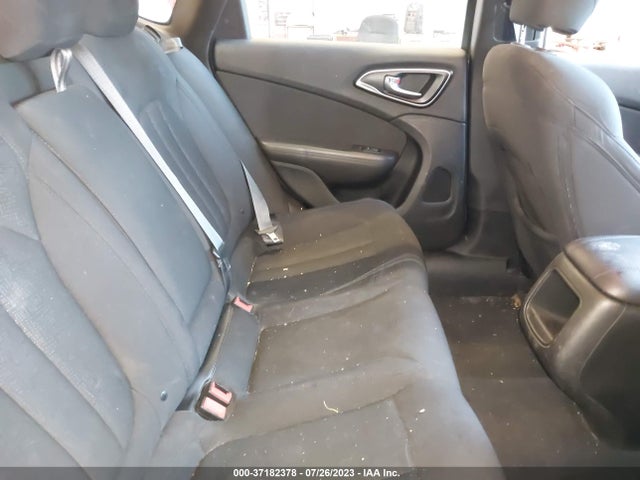 Chrysler 200 Limited 2015 1C3CCCAB7FN562726 Image 8