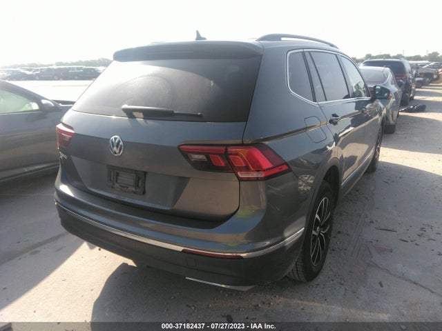 3VV3B7AX0MM071263 Volkswagen Tiguan Se/se R-line Black/sel