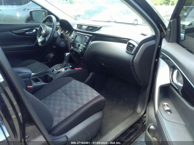 JN1BJ1CWXLW642175 Nissan Rogue Sport Sv