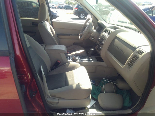 2008 FORD ESCAPE XLT VIN: 1FMCU93158KA75850