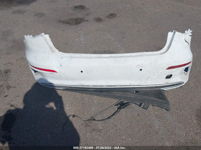 WAUAUDGY2NA018459 Audi A3 Sedan Premium