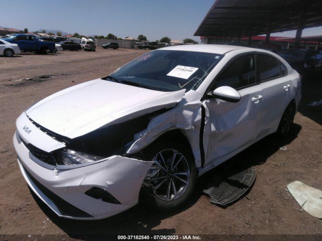 3KPF24ADXPE617422 KIA Forte Lxs