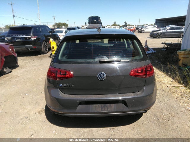 2016 Volkswagen Golf, VIN: WVWPP7AU1GW916861