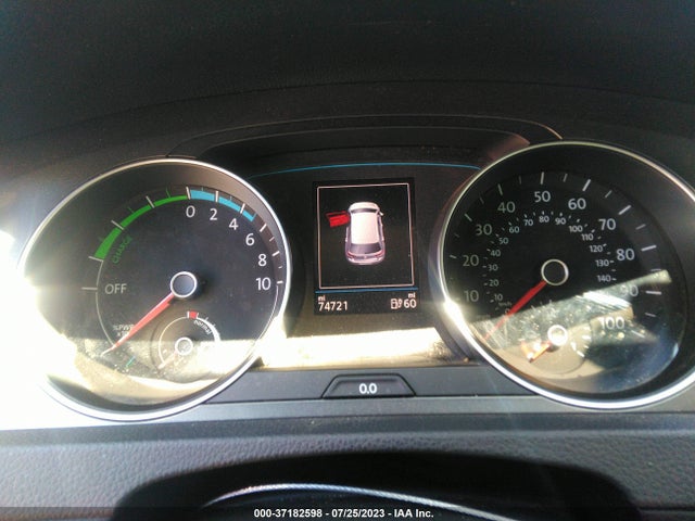2016 Volkswagen Golf, VIN: WVWPP7AU1GW916861