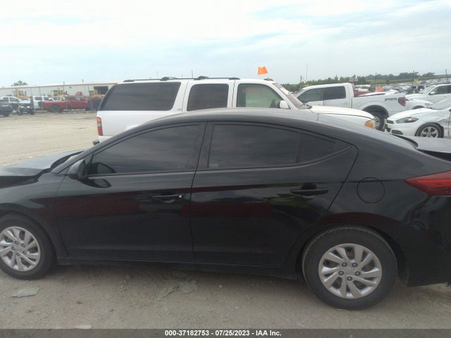 Hyundai ELANTRA SE 2018 5NPD74LF6JH332355 Image 5