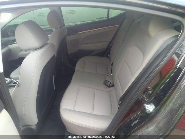 Hyundai ELANTRA SE 2018 5NPD74LF6JH332355 Image 13