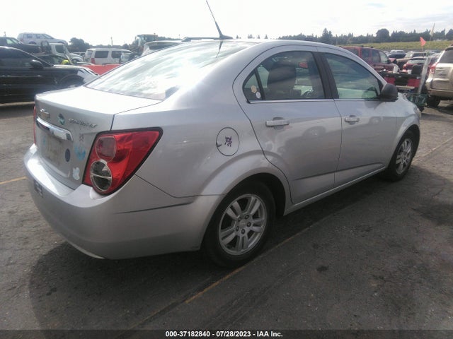 Chevrolet SONIC LT 2014 1G1JC5SH7E4236567 Image 10