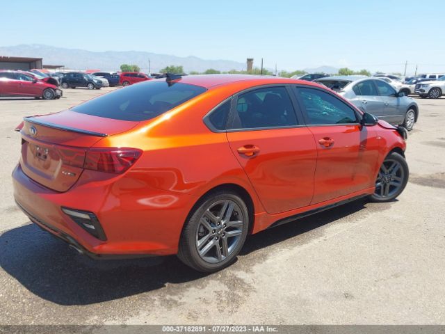 3KPF34AD4ME423624 KIA Forte Gt-line