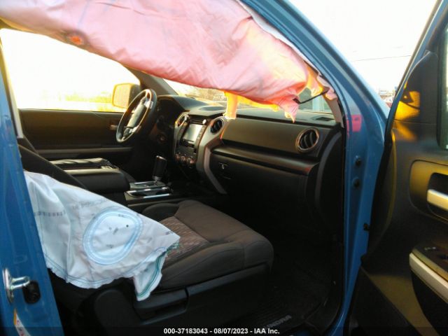 2019 TOYOTA TUNDRA 5TFEY5F18KX245604 Photo 4