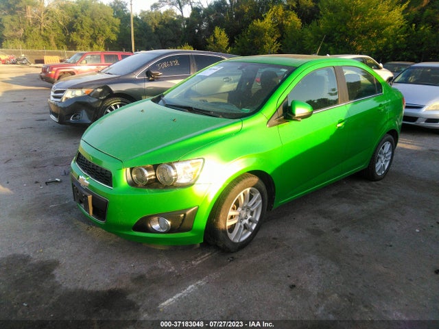 Chevrolet SONIC LT 2014 1G1JC5SB5E4239298 Image 2