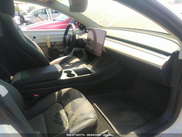 5YJ3E1EA5PF431841 Tesla MODEL 3