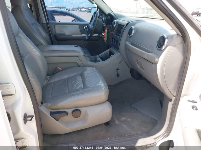2005 FORD EXPEDITION SPECIAL SERVICE/XLT VIN: 1FMPU15555LA83178