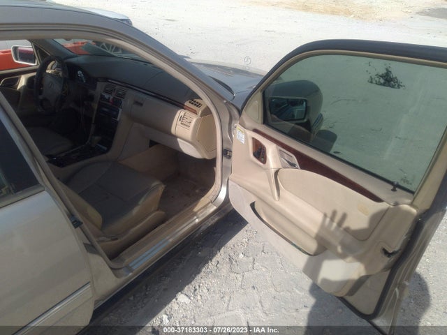 Aukcja sprzedaży 1999 Mercedes-benz E-class, vin: WDBJF82H8XX020954, numer aukcji: 37183303