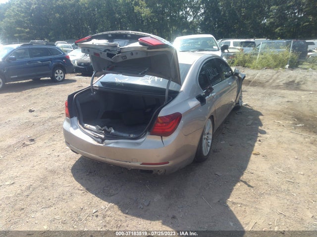 WBAYB6C54ED224733 BMW 7 Series 750i Xdrive