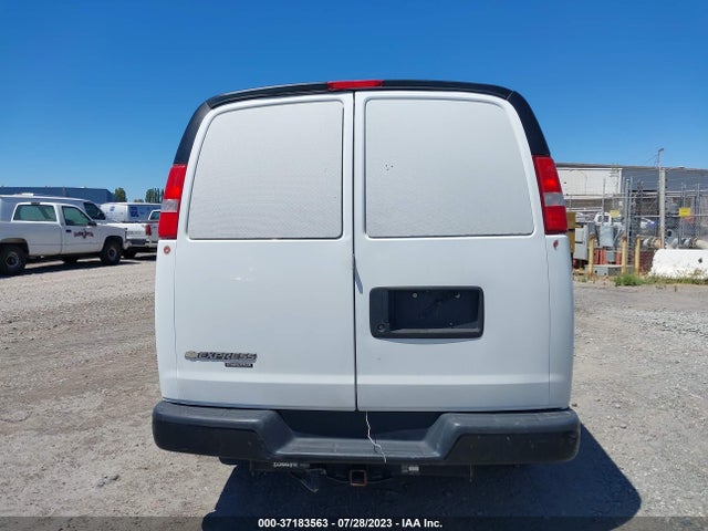 Chevrolet EXPRESS CARGO VAN 2016 1GCWGAFF2G1245538 Image 8