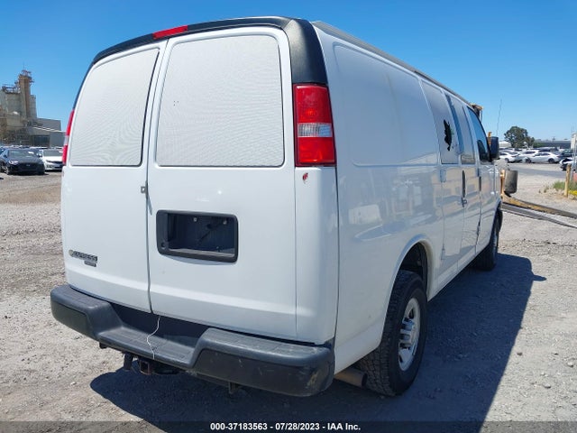 Chevrolet EXPRESS CARGO VAN 2016 1GCWGAFF2G1245538 Image 10
