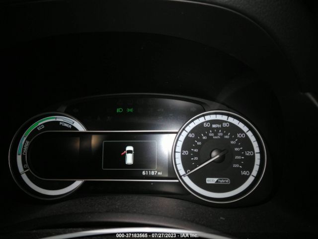 KNDCB3LC2K5244379 KIA NIRO LX