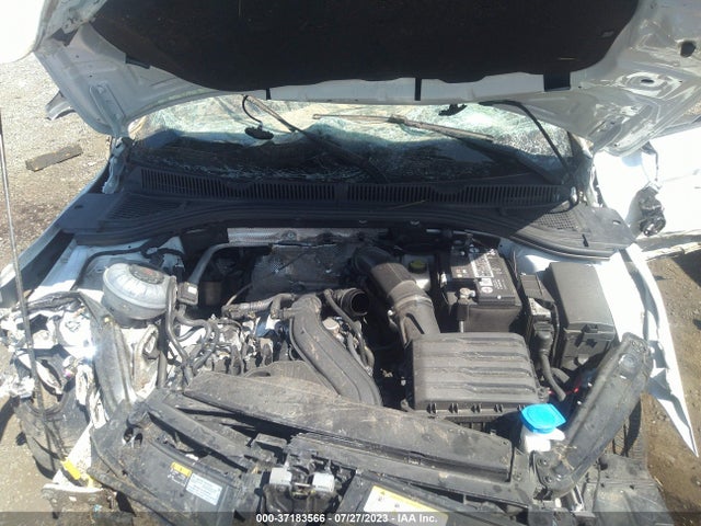 3VWAM7BU0NM028111 Volkswagen Jetta Sport