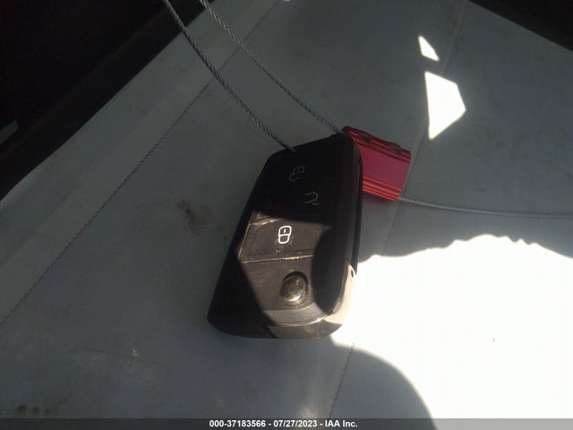 3VWAM7BU0NM028111 Volkswagen Jetta Sport