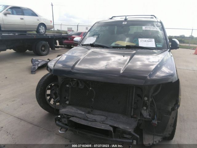 1FMJU1MT8KEA30271 Ford Expedition Platinum