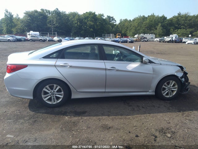 2014 HYUNDAI SONATA GLS VIN: 5NPEB4AC9EH835055