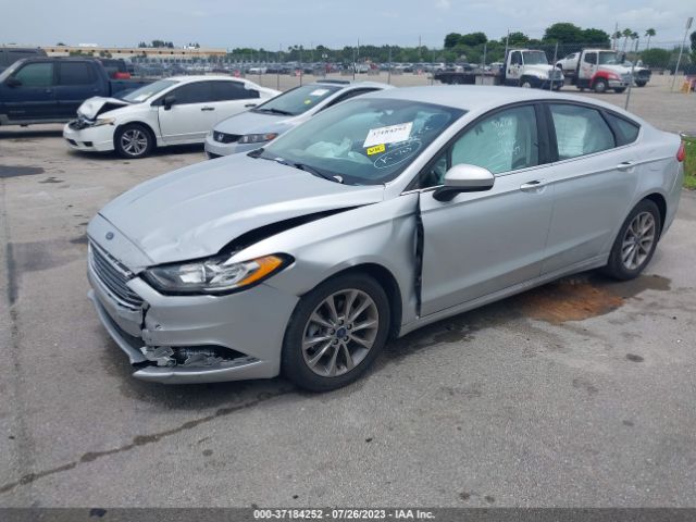 3FA6P0H77HR392726 Ford FUSION SE