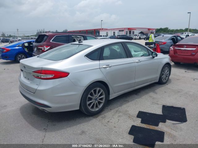 3FA6P0H77HR392726 Ford FUSION SE