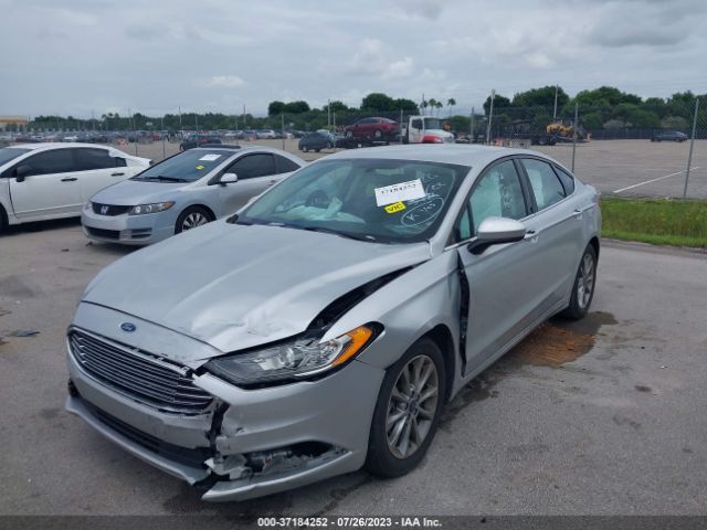 3FA6P0H77HR392726 Ford FUSION SE