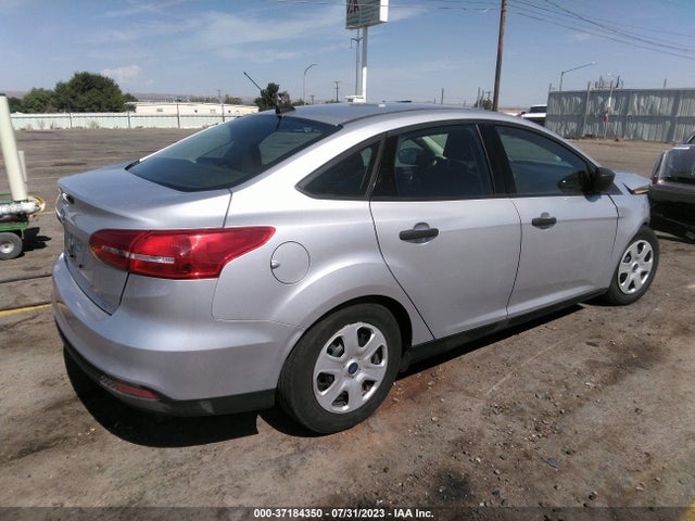Ford FOCUS S 2016 1FADP3E20GL369979 Image 4